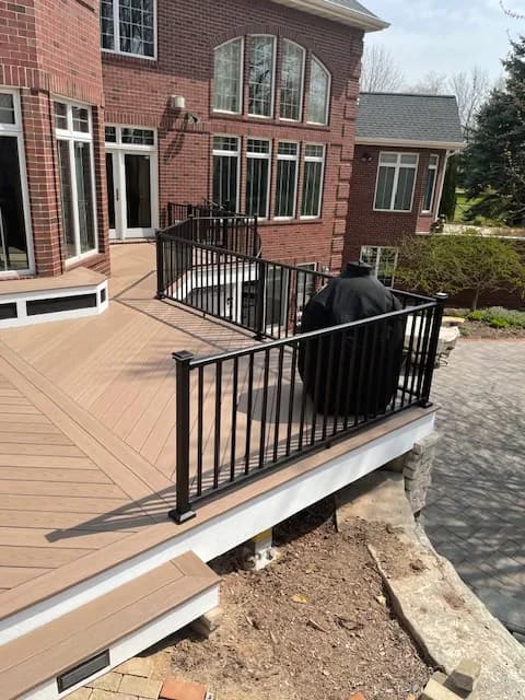 Composite with Aluminum Railing — Kaukauna, WI