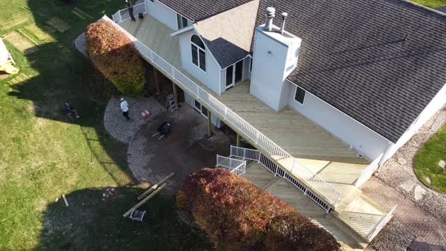 Hybrid Deck with Westbury Railing — Waupaca, WI